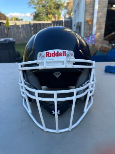Small Youth Riddell Speed Helmet (Used)