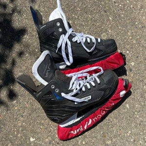 2024 Bauer Vapor VOLT Hockey Skates Regular Width 11 (Used)