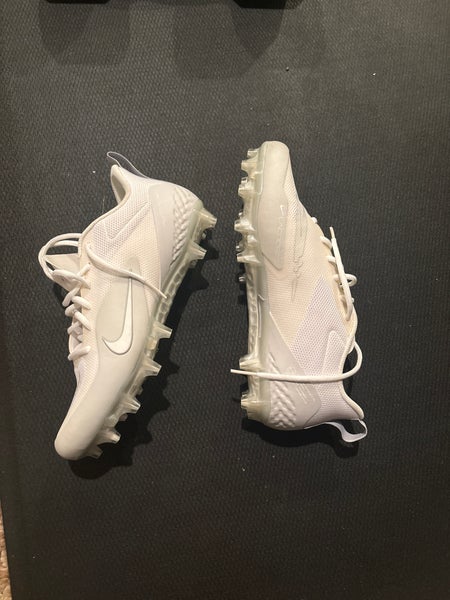 White Unisex Size M 9.5 (W 10.5) Adult Nike Alpha Huarache 8 Elite Low Top Molded Cleats (New)