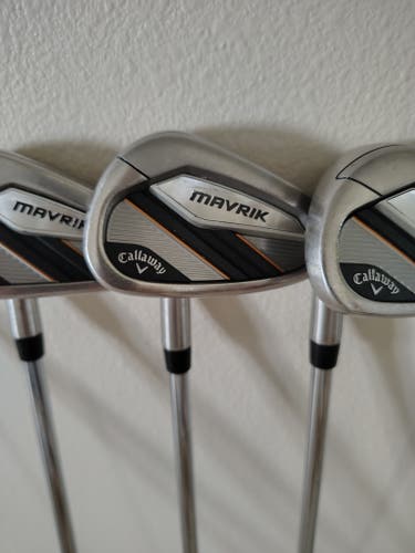 Callaway Mavrik Golf Iron Set 5-PW, AW, SW (8 clubs) Regular Flex Steel Shaft
