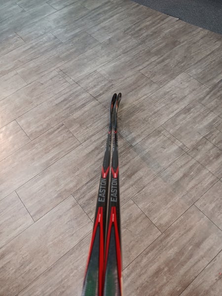 Senior Easton Synergy HTX Left Hand Hockey Stick P28 (New)