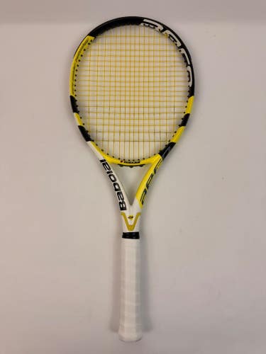 Babolat Aeropro Drive Cortex 4 1/2 Excellent Condition 9.5/10
