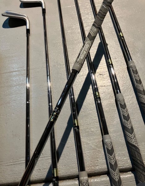Men's 2020 TaylorMade P-790 Right Handed Iron Set Regular Flex Steel Shaft (Used)