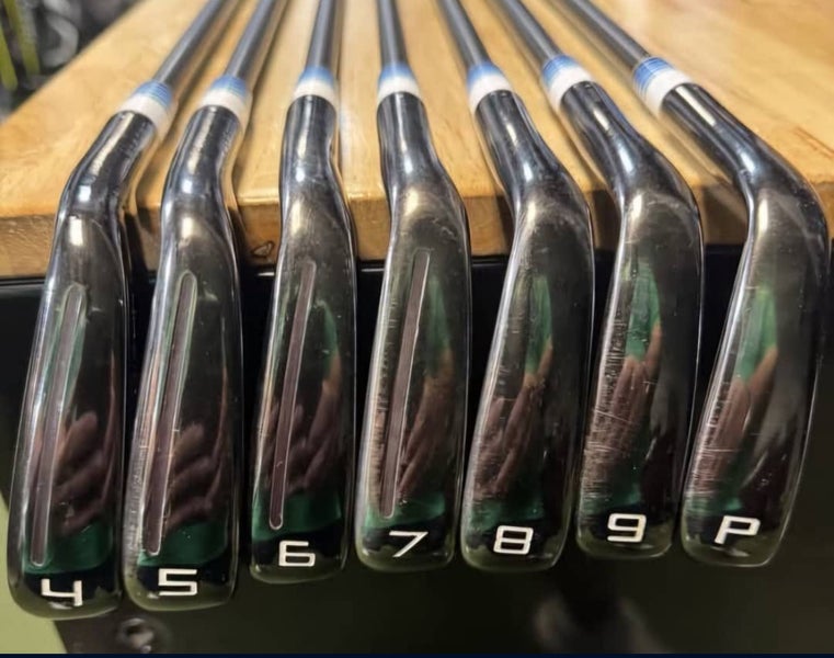 Men's 2020 TaylorMade P-790 Right Handed Iron Set Regular Flex Steel Shaft (Used)