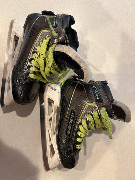 Bauer Elite Hockey Goalie Skates Size 3 (Used)