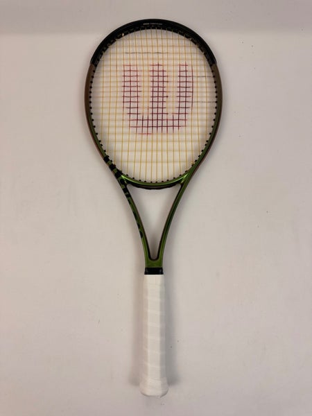 Wilson Blade 98 18x20 V8, 4 3/8 Excellent 9/10