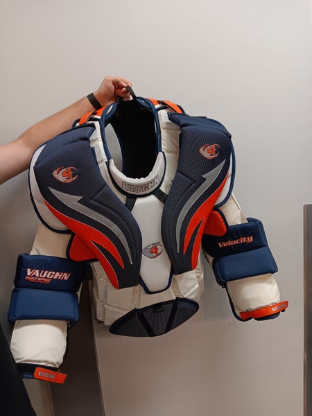 Large Vaughn V4 7600 Goalie Chest Protector (New)