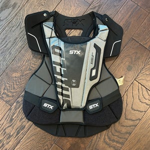 Large Adult STX Shield 400 Goalie Chest Protector (Used)
