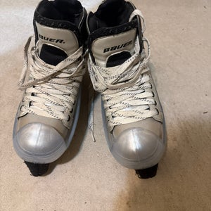 Bauer Vapor XXX Hockey Goalie Skates Regular Width 11 (Used)