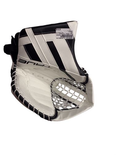 True Catalyst 7X4 Senior Goalie Catch Glove