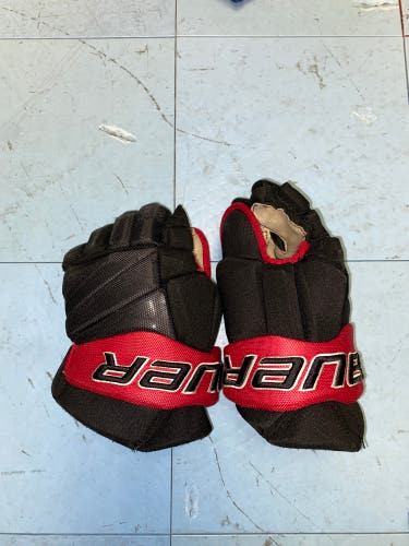 Used Bauer Vapor Team 13” Gloves