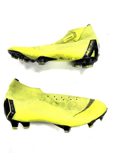 Used Nike Soccer Cleats Yellow Junior 06 11860-C000299203