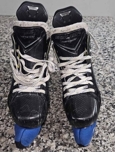 2024 Bauer Supreme M50 Pro Hockey Skates Regular Width Pro Stock Size 4.5 (Used)