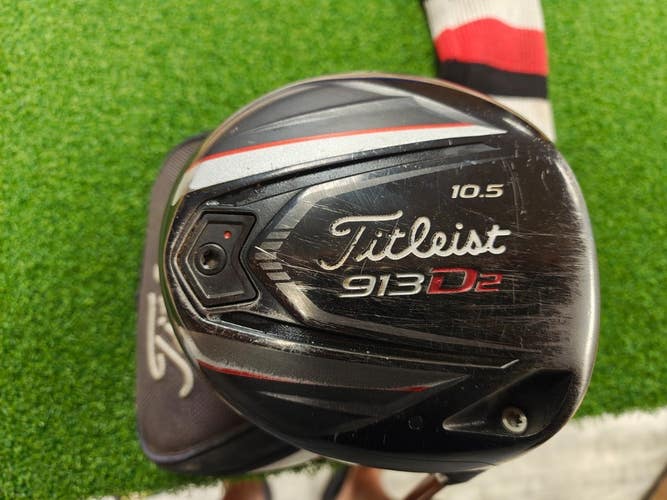 Titleist 913D2 10.5 Degree Driver Regular Flex Aldila NVS 65 w Headcover