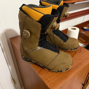 Men's Size M 11.0 (W 12.0) Nidecker Snowboard Boots (Used)