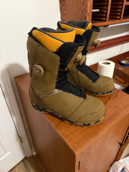 Men's Size M 11.0 (W 12.0) Nidecker Snowboard Boots (Used)
