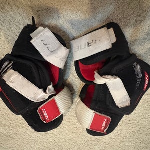 Junior Medium Bauer NSX Elbow Pads (Used)