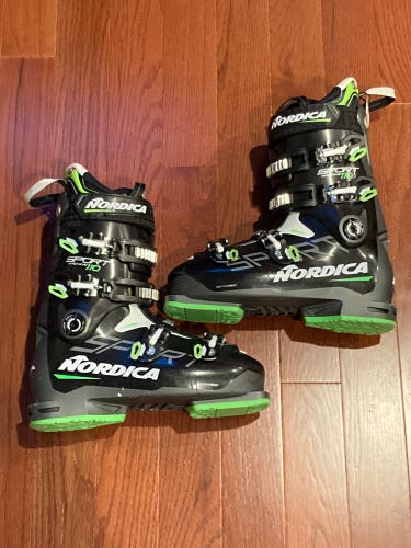 Mondo 27 & 27.5 Men's Nordica Sportmachine 110 Ski Boots (Used)