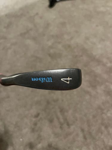 Men's Wilson St Andrews 4 iron Right Handed Steel Shaft (Used)
