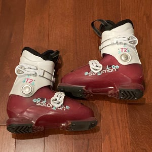 Used Girl's Salomon T2 Ski Boots | Mondo Size 21 | Sole Length 255 mm