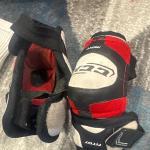 Junior Small CCM Fit 07 Elbow Pads (Used)