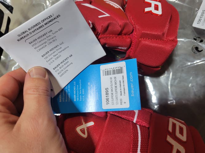 Bauer Supreme Mach Gloves 9" (New)