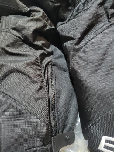 Men's Senior XL Bauer Supreme Mach Hockey Pants (New)