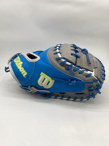 New Wilson A2000 FPCM23 34" Fastpitch Softball Catcher's Mitt  2025 New Release