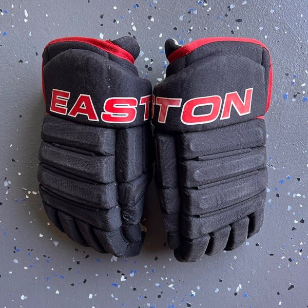 Easton Pro 4 Roll Gloves 15" Pro Stock (Used)
