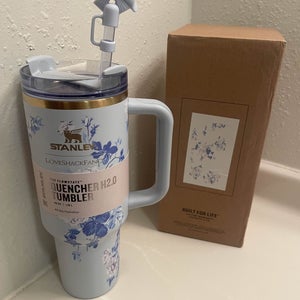 Stanley LoveShackFacncy Tumbler 40oz Blue Flower