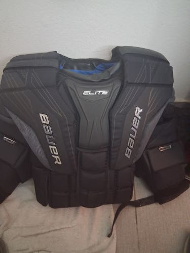 Small 2021 Bauer Elite Goalie Chest Protector (New)