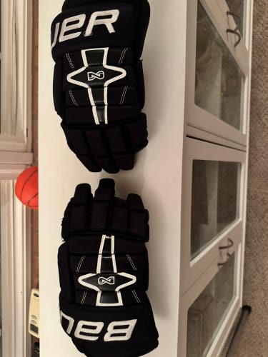 Bauer Gloves 14" (Used)