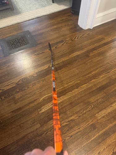 Senior Bauer Supreme UltraSonic Right Handed Pro Stock Kevin Shattenkrik Stick!