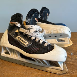 2005 Bauer Supreme 3000 Hockey Goalie Skates Regular Width 7.5 (Used)