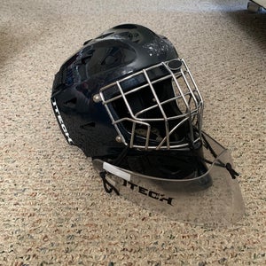 Junior Goalie Mask – Black, Med/Large, Used, Great Condition & Game-Ready!