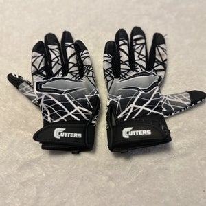 32" CCM Axis 2.9 Regular Goalie’s Full Set (Used)