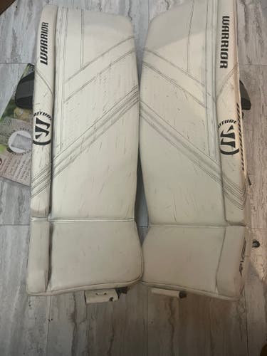34" Warrior Ritual G6 E+ Goalie Leg Pads (Used)