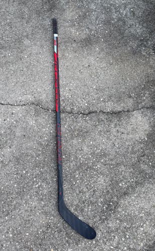 Senior CCM JetSpeed FT4 Left Hand Hockey Stick P28 (Used) 75 Flex