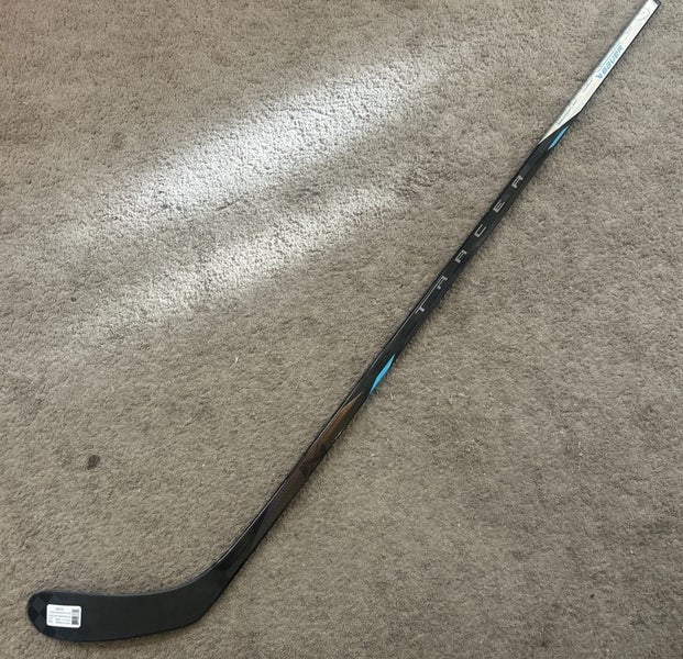 Senior Bauer Nexus Tracer Left Hand Hockey Stick P28