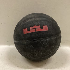 Used Nike Basketball Adult Outdoor 11725-S000492801