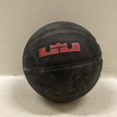 Used Nike Basketball Adult Outdoor 11725-S000492801