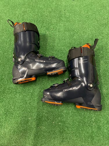Mondo 26 & 26.5 Men's Tecnica Mach 1 Ski Boots Stiff Flex (New)