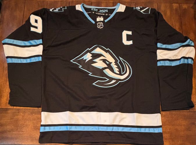 Utah Mammoth Clayton Keller #9 Black Home Jersey Adult XL (54)