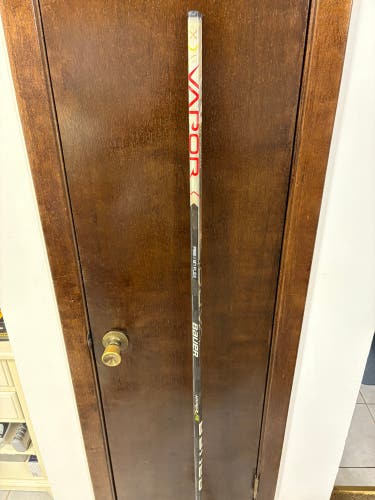 Bauer Vapor Hyperlite Hockey Stick P88