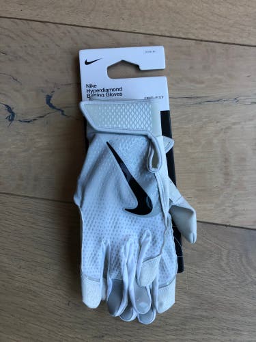 Nike Hyperdiamond Softball Batting Gloves. Size M