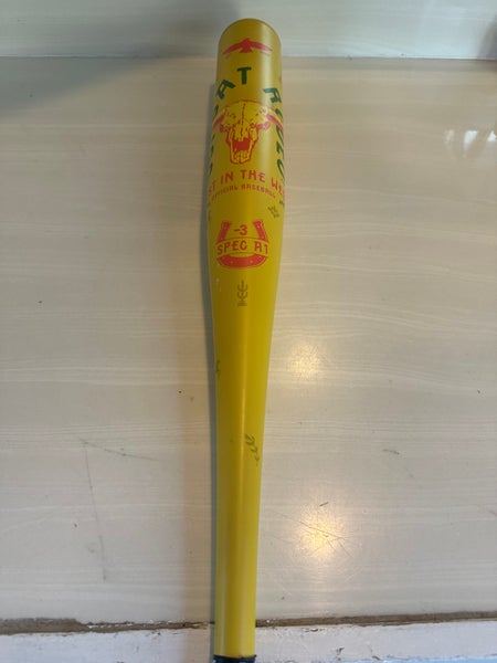 2025 Combat MFG Spec A1 Alloy "Mess with the Bull" BBCOR Certified Bat (-3) 28 oz 31" (Used)
