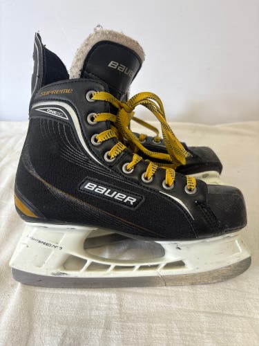 Bauer Supreme One20 Hockey Skates Regular Width Size 4 (Used)