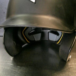 Used Easton 8016383 Batting Helmet No Mask Black MD 11868-S000065615