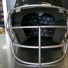 Used Under Armour HELMET W/MASK Batting Helmet w/Mask Black SM 11868-S000065587