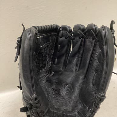 Used Wilson A0500 BB125XX BB/SB Glove RH Throw Black 12 1/2" 11725-S000491459